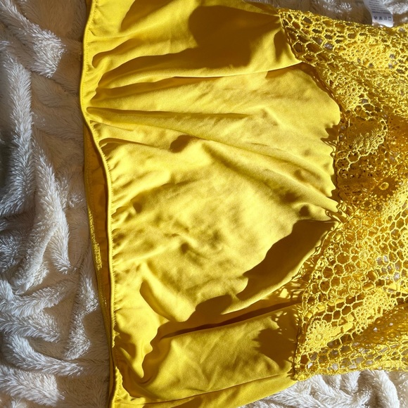 Charollette Russe Yellow Hand-knitted Top - Picture 5 of 14